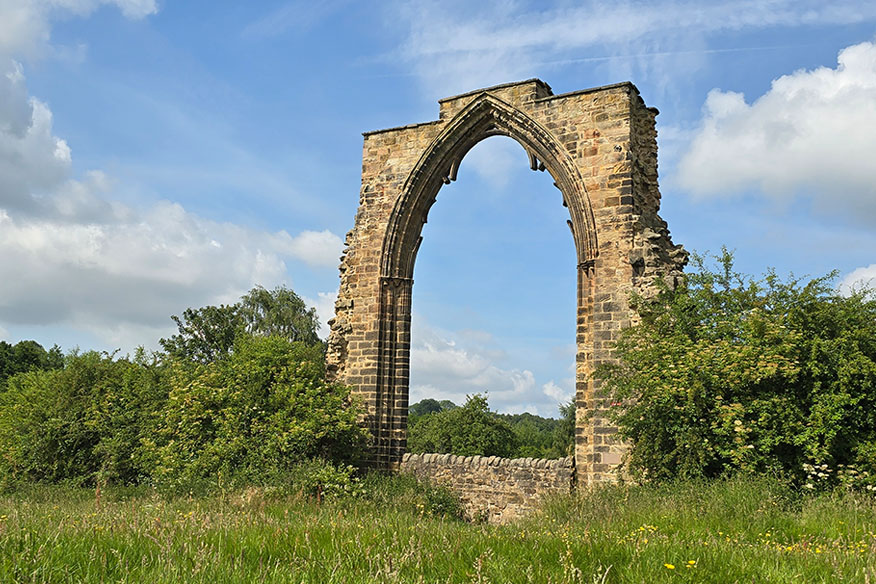 Archway at Dale Abbey ruins